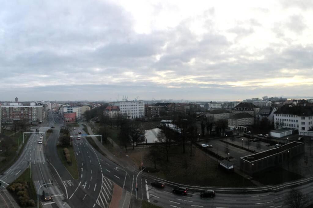 Yachtpanorama Weser Und Yachthafenblick 1 Zi 7Og เบรเมอร์ฮาเฟิน ภายนอก รูปภาพ
